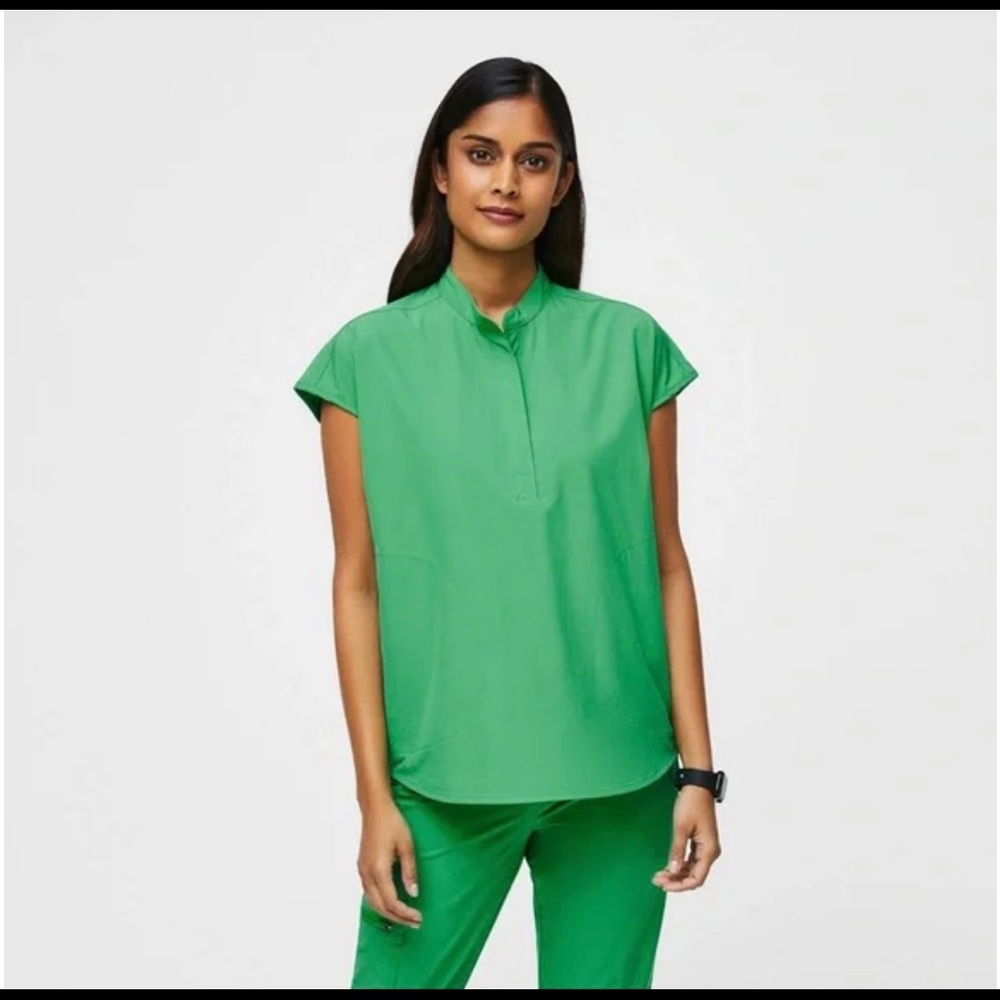 Figs Women's Green Top